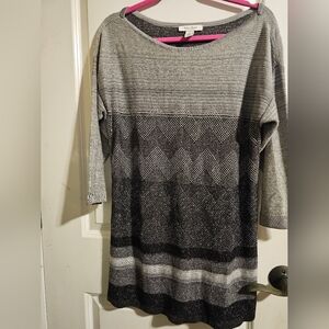 White house black market tunic top. Large